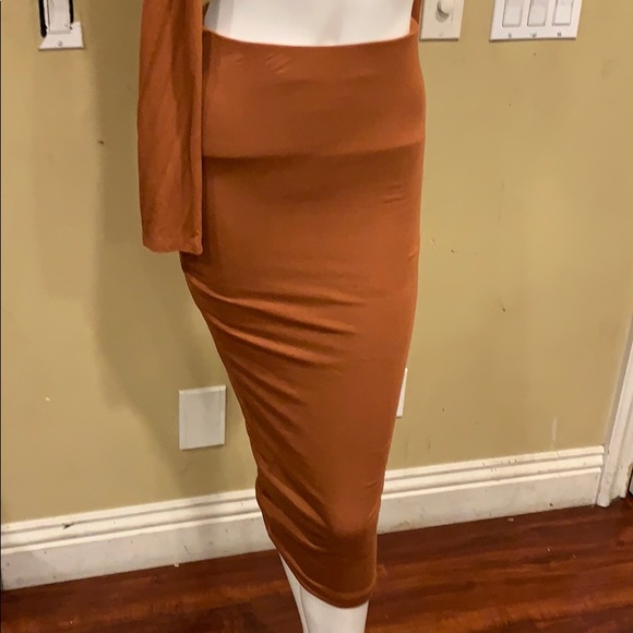 Rust Skirt Set - Picture 2 of 4
